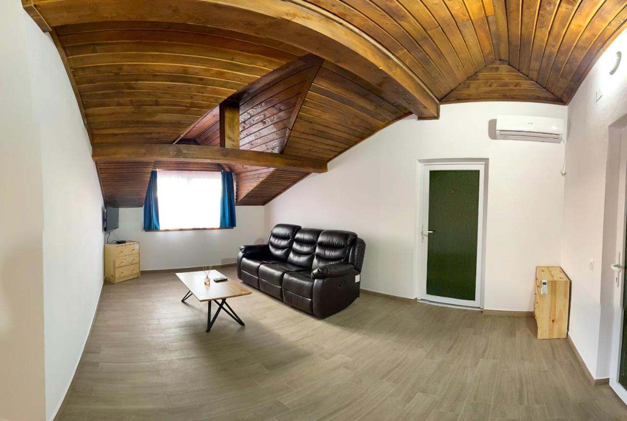 Casa De La Balta Hotel Rieni ภายนอก รูปภาพ