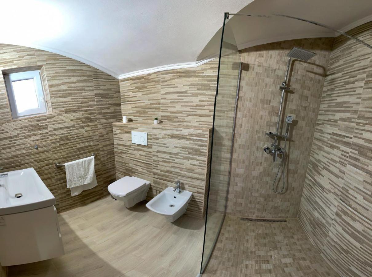Casa De La Balta Hotel Rieni ภายนอก รูปภาพ