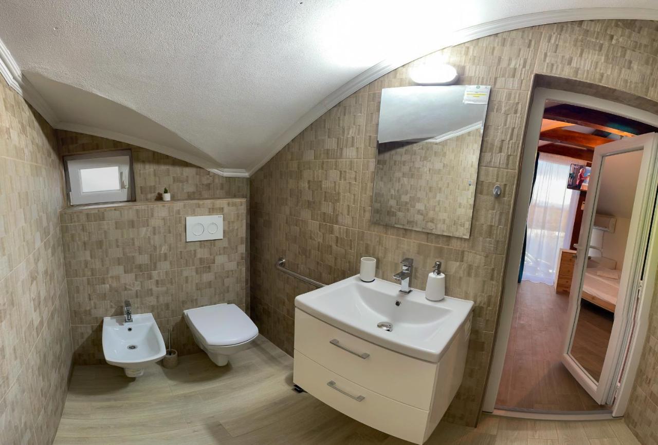 Casa De La Balta Hotel Rieni ภายนอก รูปภาพ