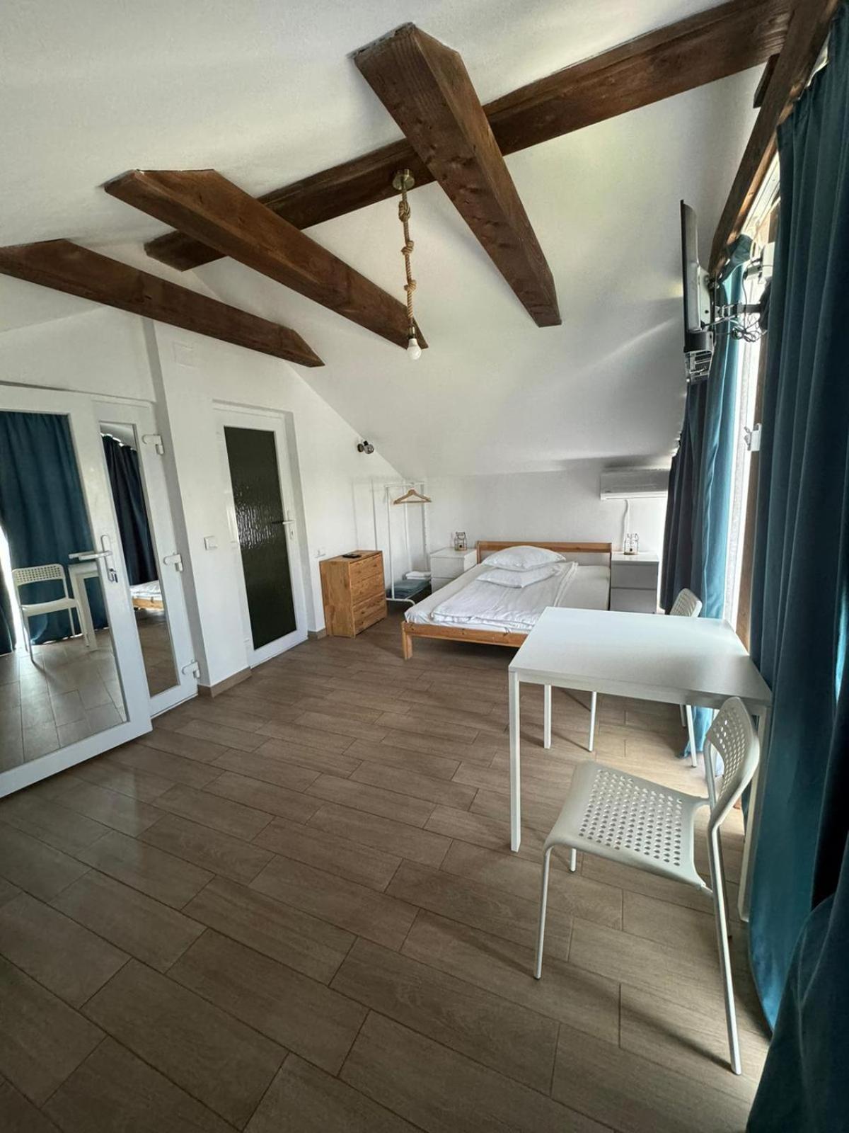 Casa De La Balta Hotel Rieni ภายนอก รูปภาพ